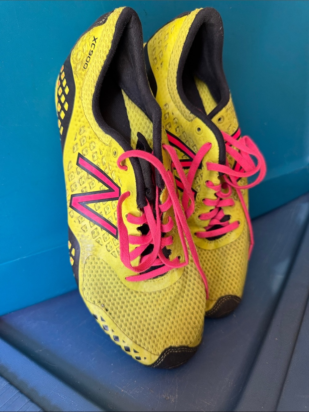 NEW BALANCE WOMEN XC900 SPIKED RUNNING SHOE